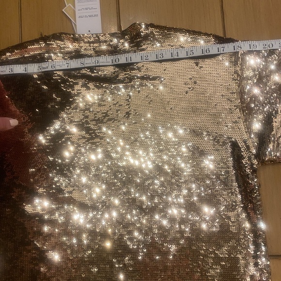 Michael Kors Women’s Gold Sequin Short Sleeve Top New xs- m - Picture 10 of 12